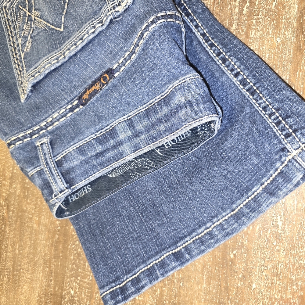 Wrangler Boot Cut Jeans in Classic Blue
